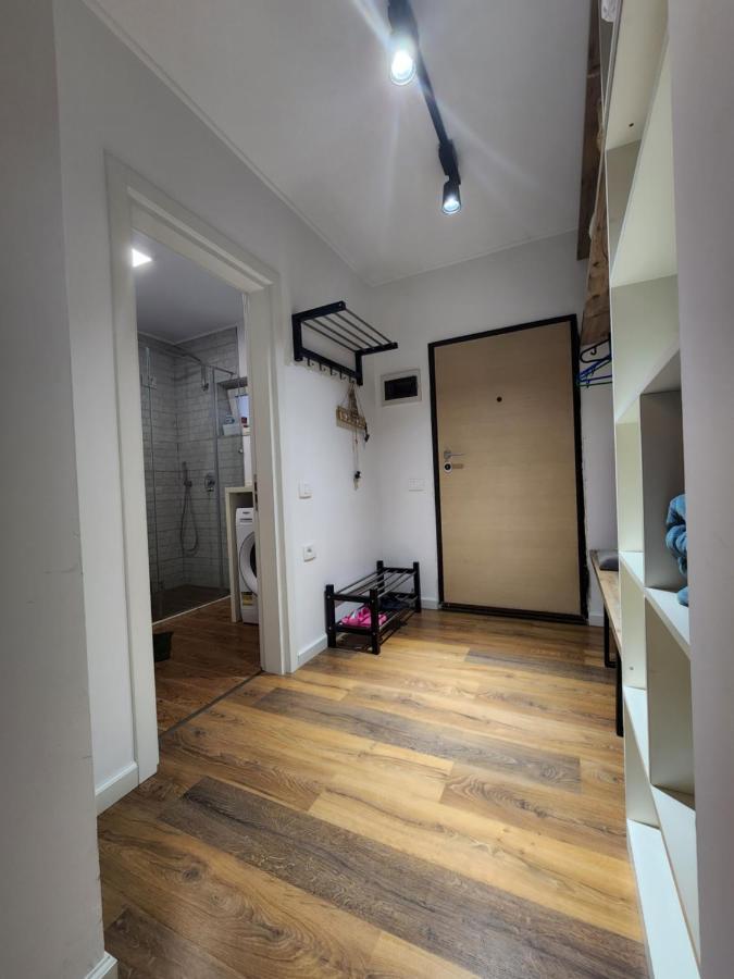 Traveler'S Place At Tirana City Centre Ngoại thất bức ảnh